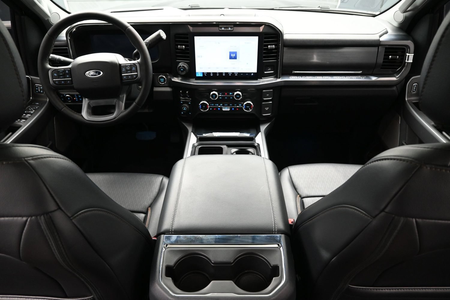 Used 2025 Ford F250 Lariat w/ Lariat Ultimate Package AWD/4WD image 14