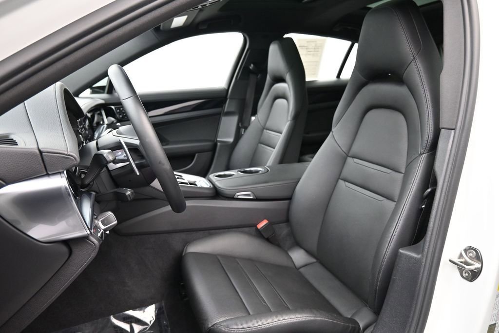 Certified 2021 Porsche Panamera RWD image 5