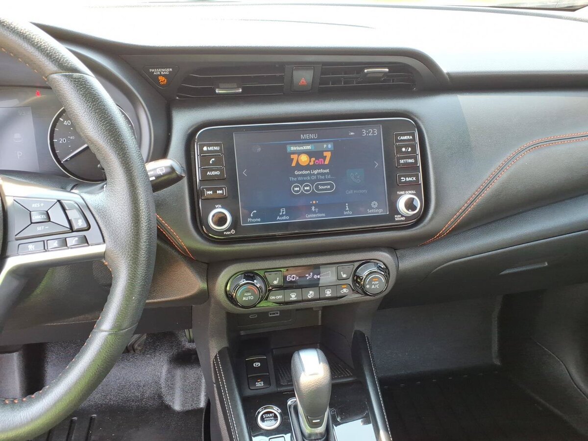 Used 2024 Nissan Kicks SR w/ SR Premium Package FWD image 11