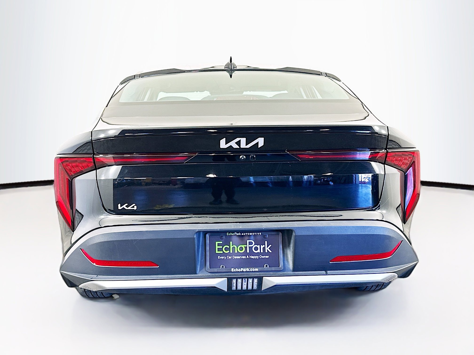 Used 2025 Kia K4 LXS image 7