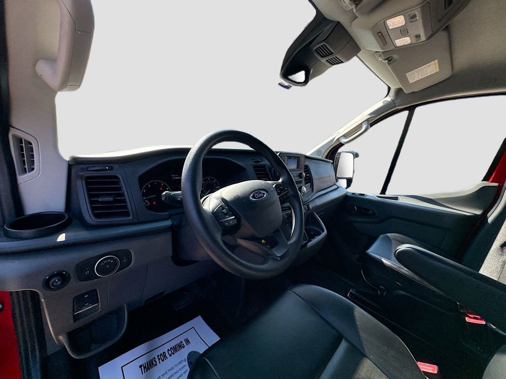 Used 2025 Ford Transit 150 Low Roof RWD image 9