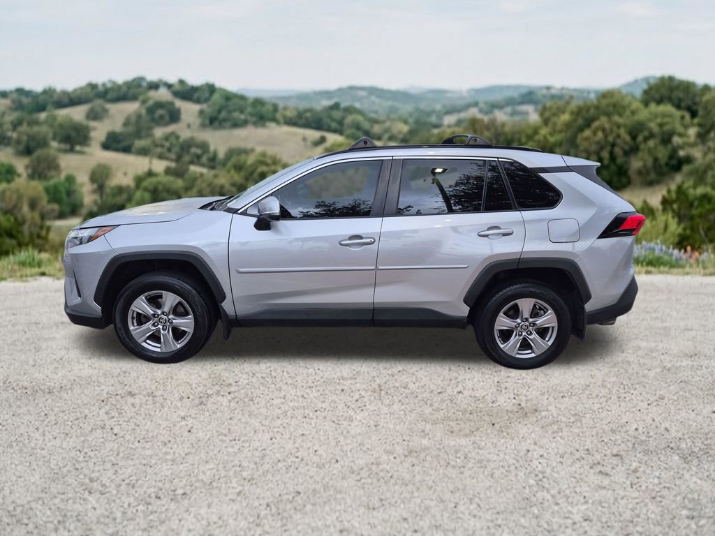 Used 2023 Toyota RAV4 XLE w/ Convenience Package FWD image 5