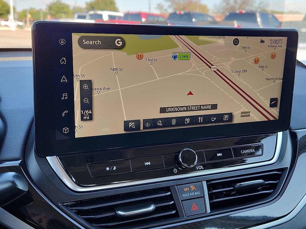 Used 2023 Nissan Altima 2.5 SR w/ SR Premium Package image 9