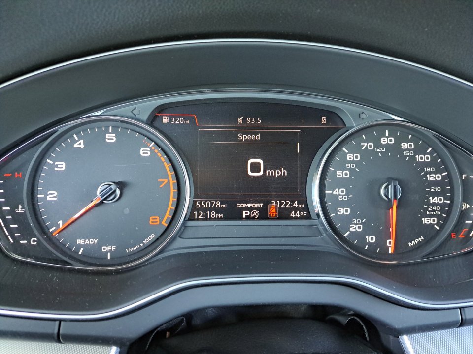 Used 2020 Audi Q5 2.0T Premium w/ Titanium Sport Package image 27