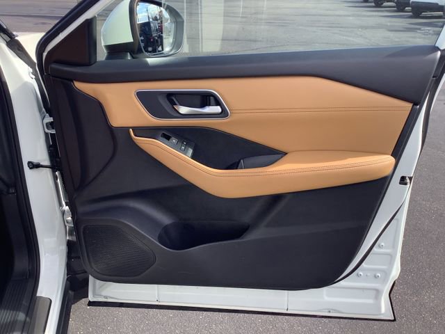 Used 2023 Nissan Rogue Platinum w/ Platinum Premium Package image 36