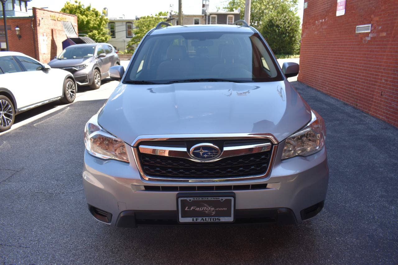 Used 2016 Subaru Forester 2.5i Premium w/ All-Weather Package AWD/4WD image 9
