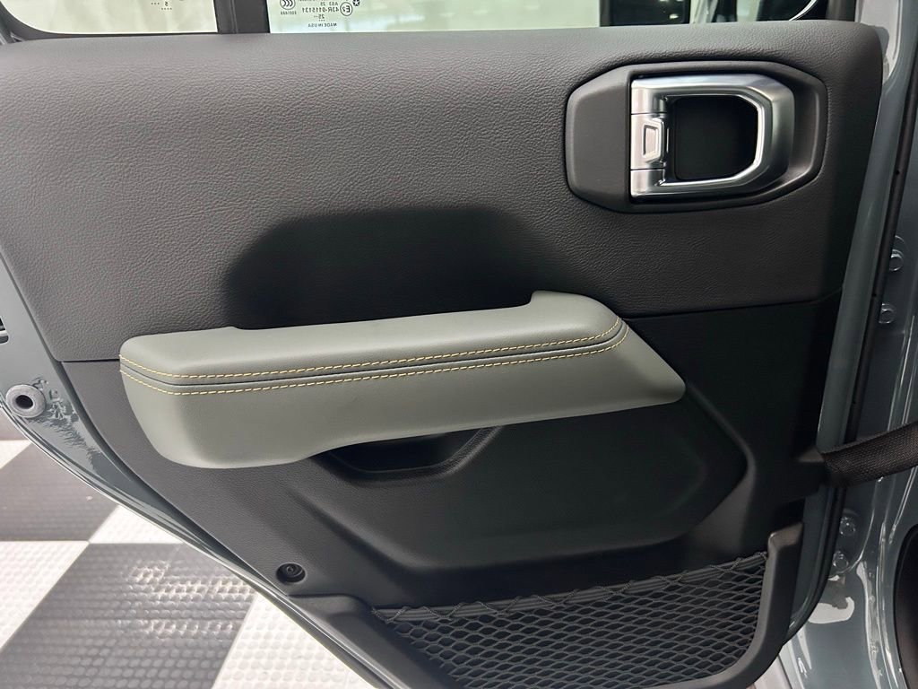 New 2026 Jeep Gladiator Mojave image 13