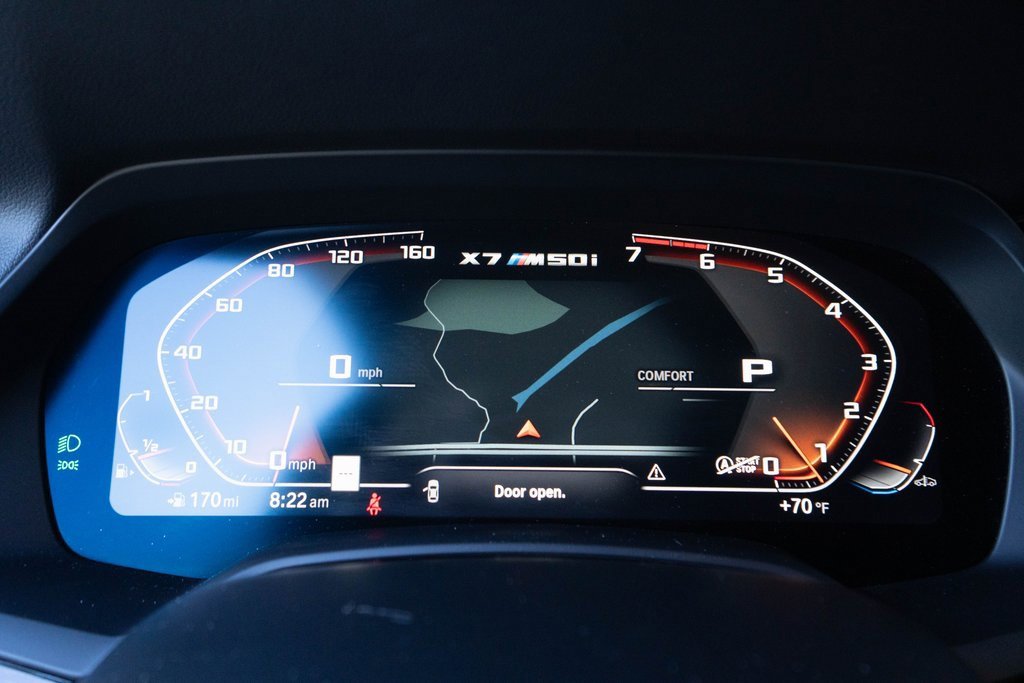 Used 2020 BMW X7 M50i w/ Dynamic Handling Package image 17