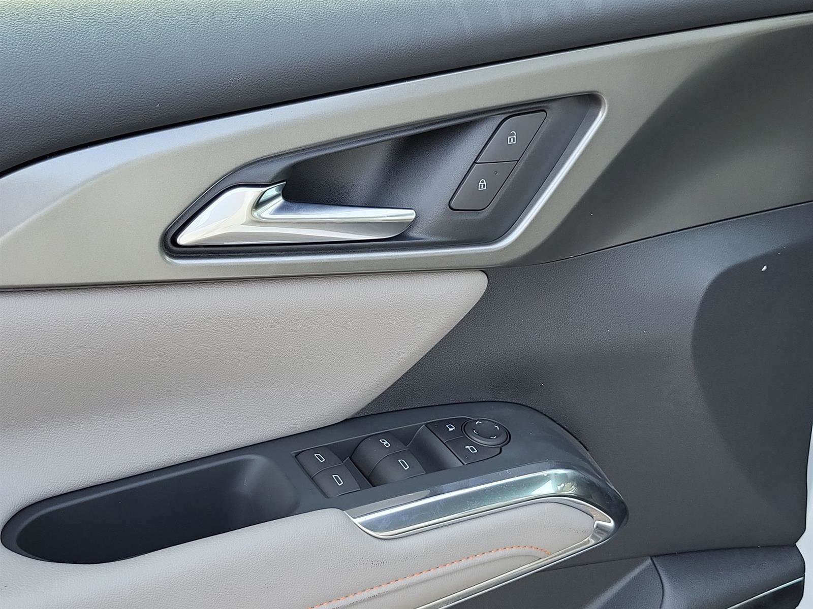 New 2025 Chevrolet Traverse LT w/ Enhanced Driving Package image 22