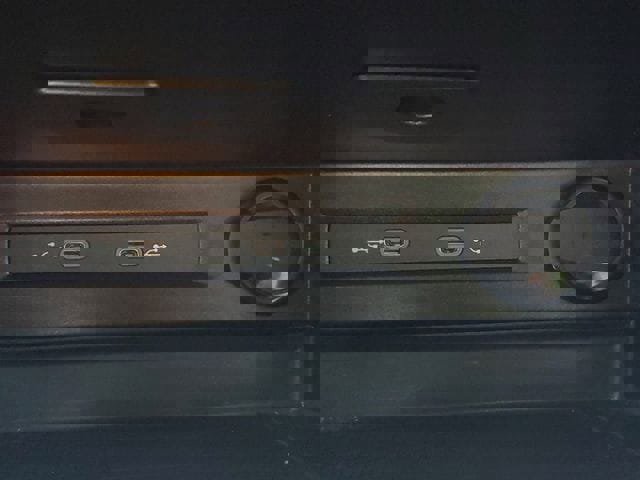 Used 2024 Volkswagen Tiguan SE R-Line image 32