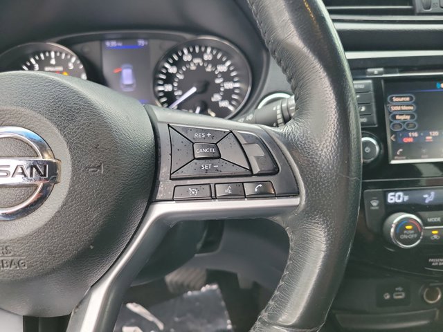 Used 2018 Nissan Rogue SV FWD image 23