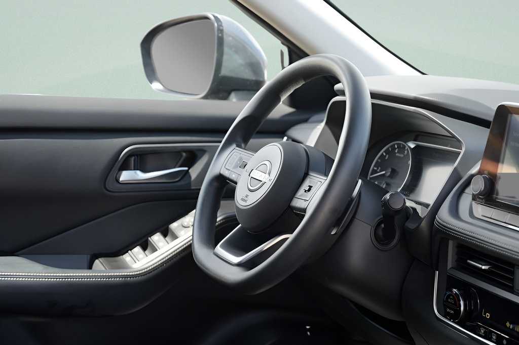 Used 2024 Nissan Rogue SV AWD/4WD image 13