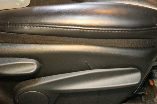 Used 2020 Jeep Cherokee Trailhawk w/ Comfort & Convenience Group image 12