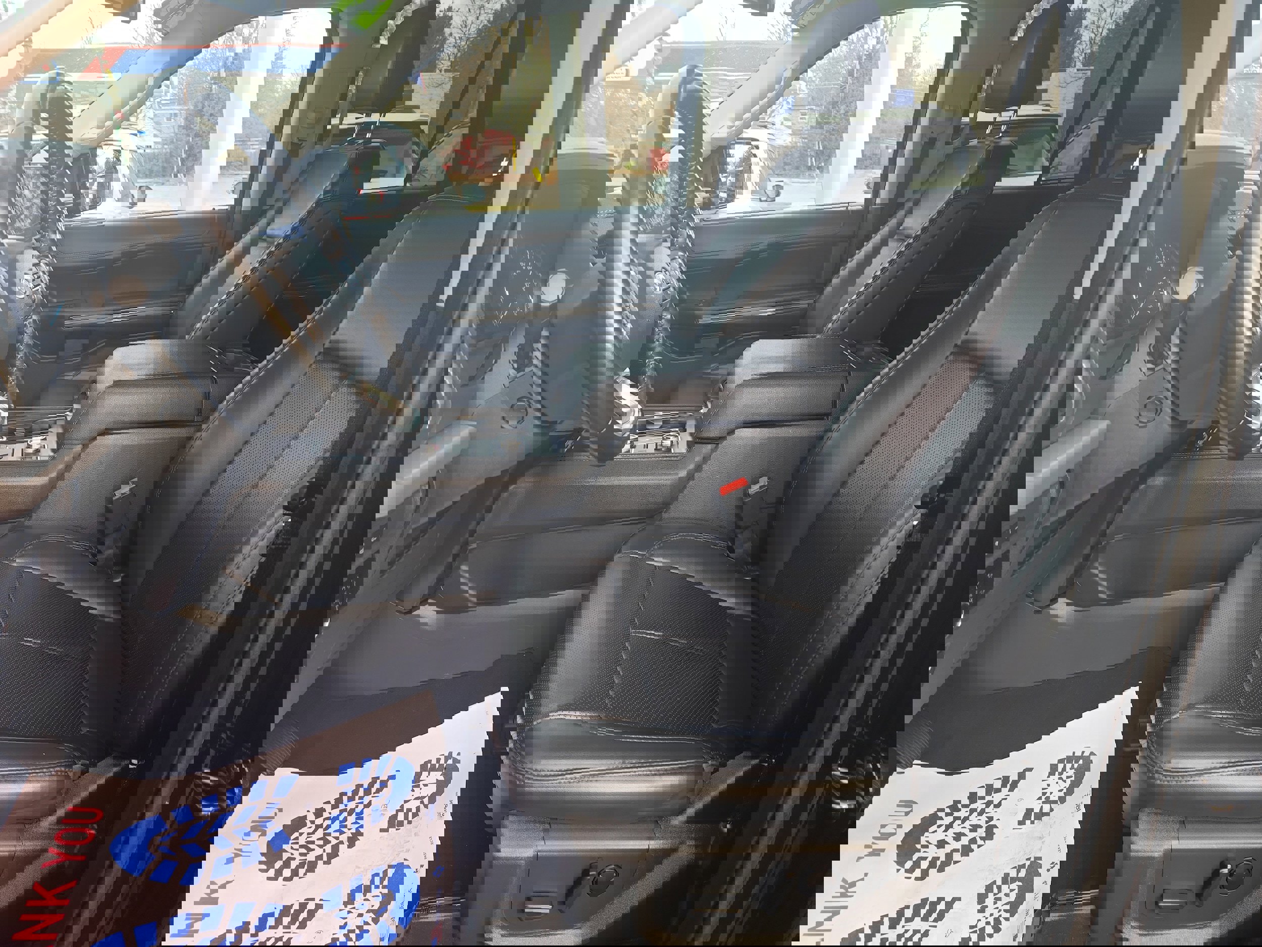 Used 2024 Ford Expedition Max XLT image 15