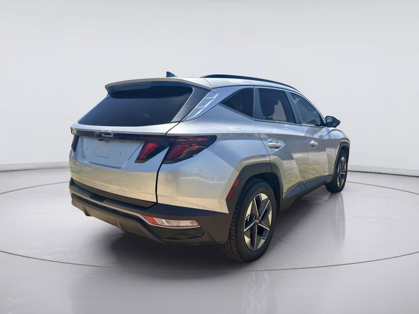 Used 2025 Hyundai Tucson SEL FWD image 5