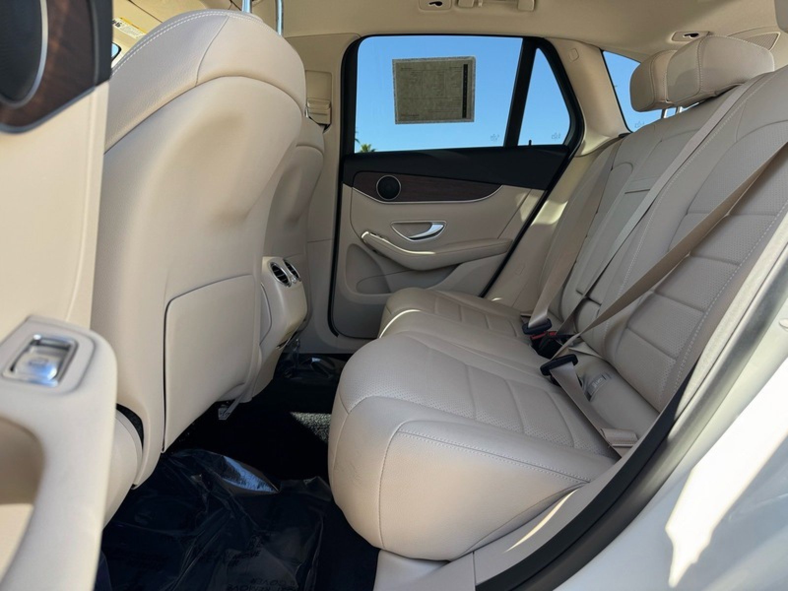 Certified 2022 Mercedes-Benz GLC 300 4MATIC image 15