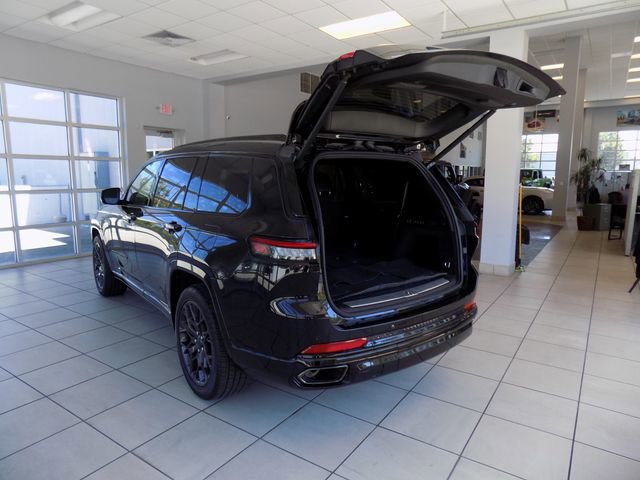 Certified 2025 Jeep Grand Cherokee L Summit w/ Obsidian Package AWD/4WD image 6