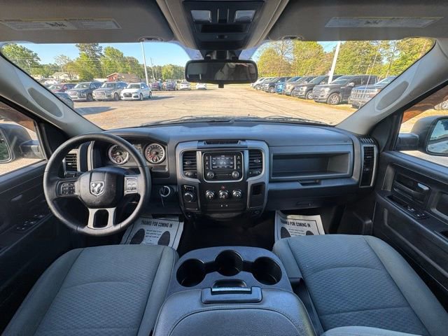 Used 2015 RAM 1500 Express RWD image 16