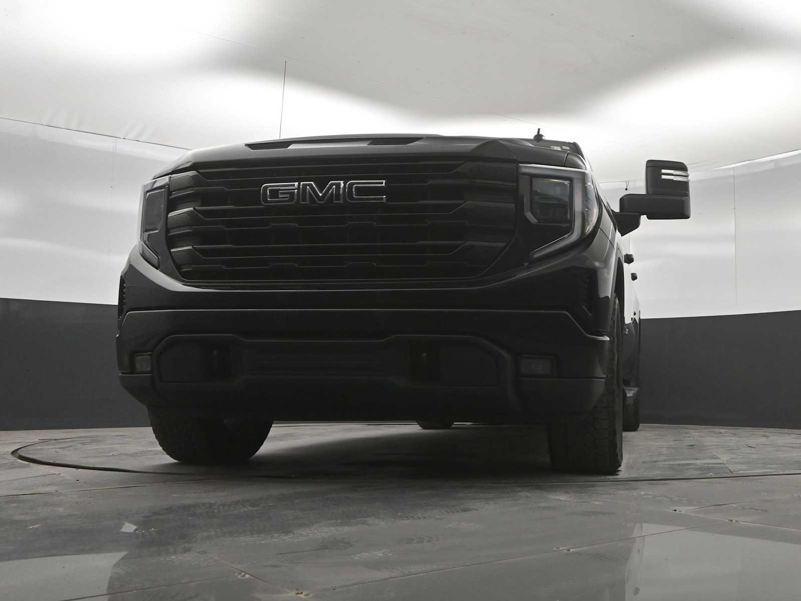 Used 2023 GMC Sierra 1500 Elevation AWD/4WD image 35