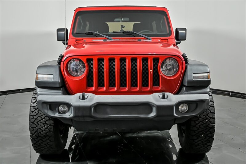 Used 2018 Jeep Wrangler Unlimited Sport AWD/4WD image 4