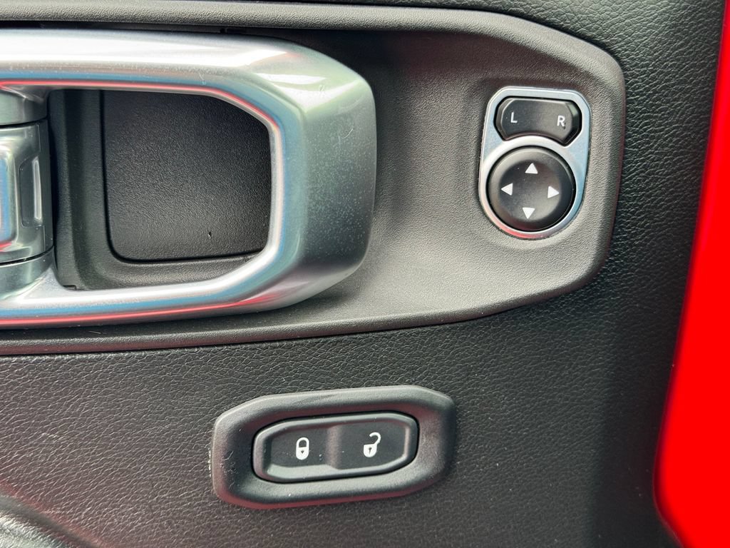 Used 2024 Jeep Wrangler Unlimited Sport AWD/4WD image 29