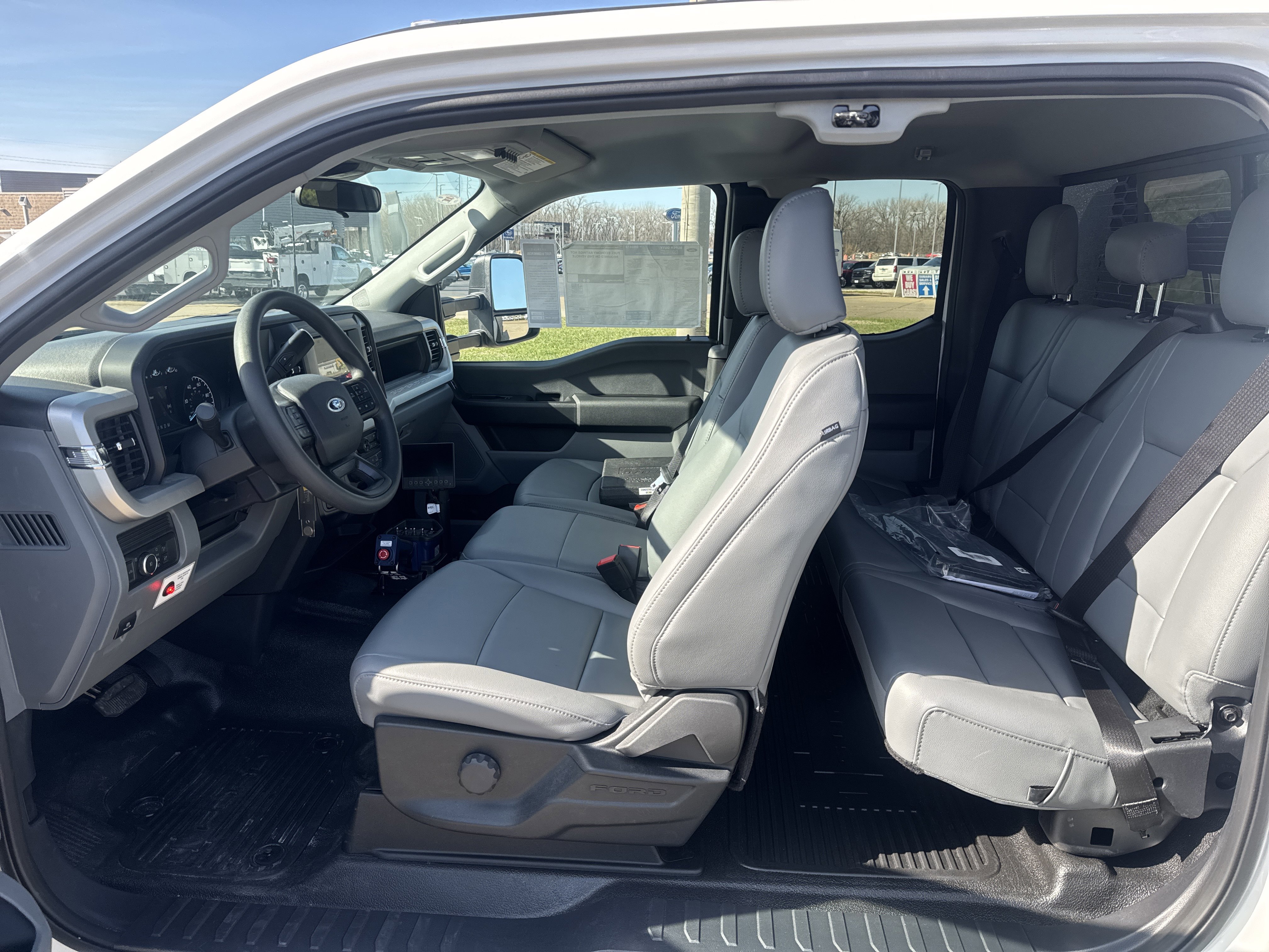 New 2026 Ford F550 4x4 Supercab Super Duty image 28