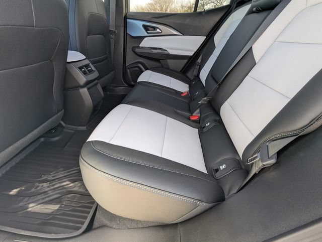 New 2026 Chevrolet Equinox EV LT FWD image 7