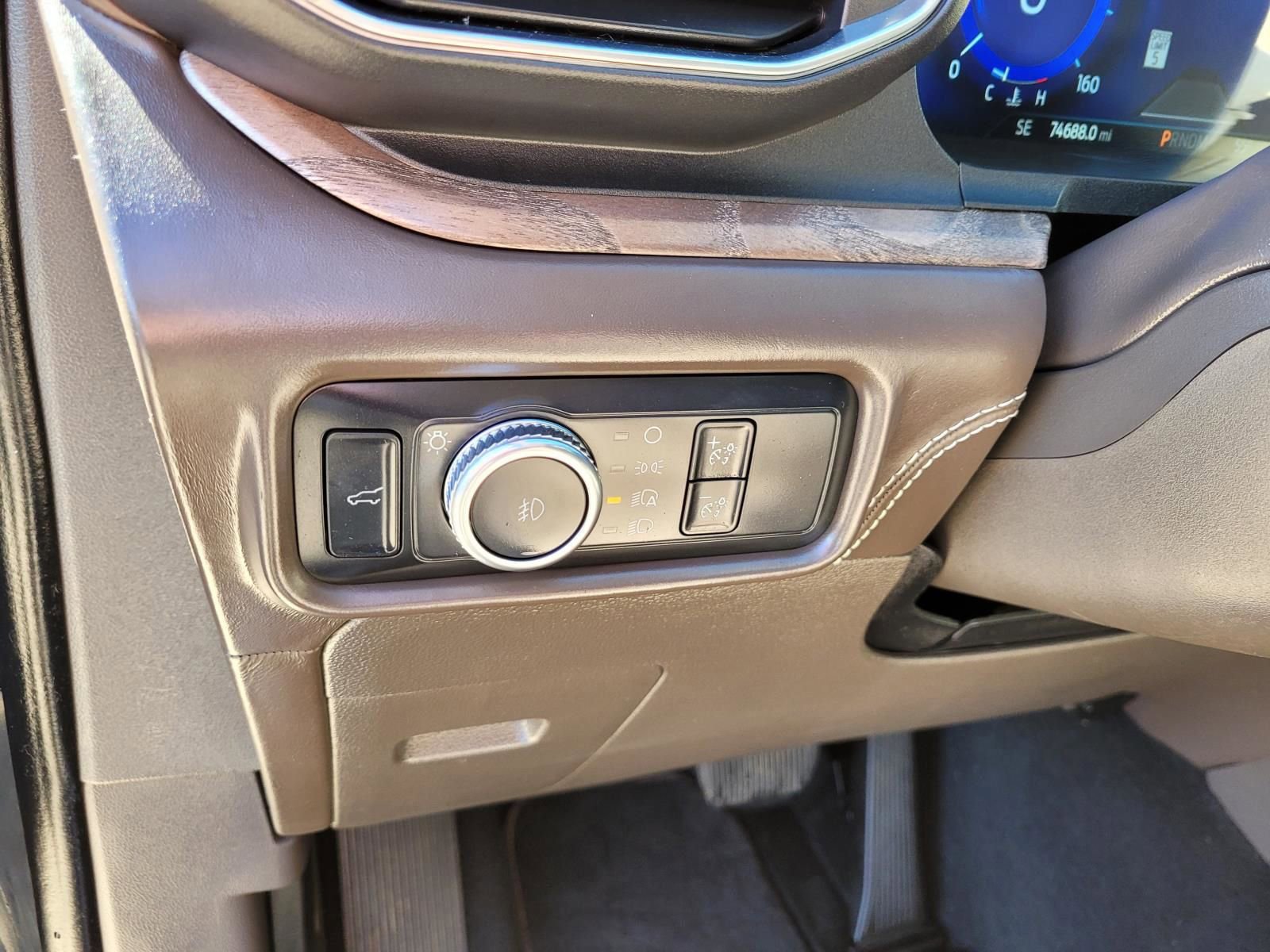 Used 2021 Ford Explorer Platinum w/ Equipment Group 601A image 27