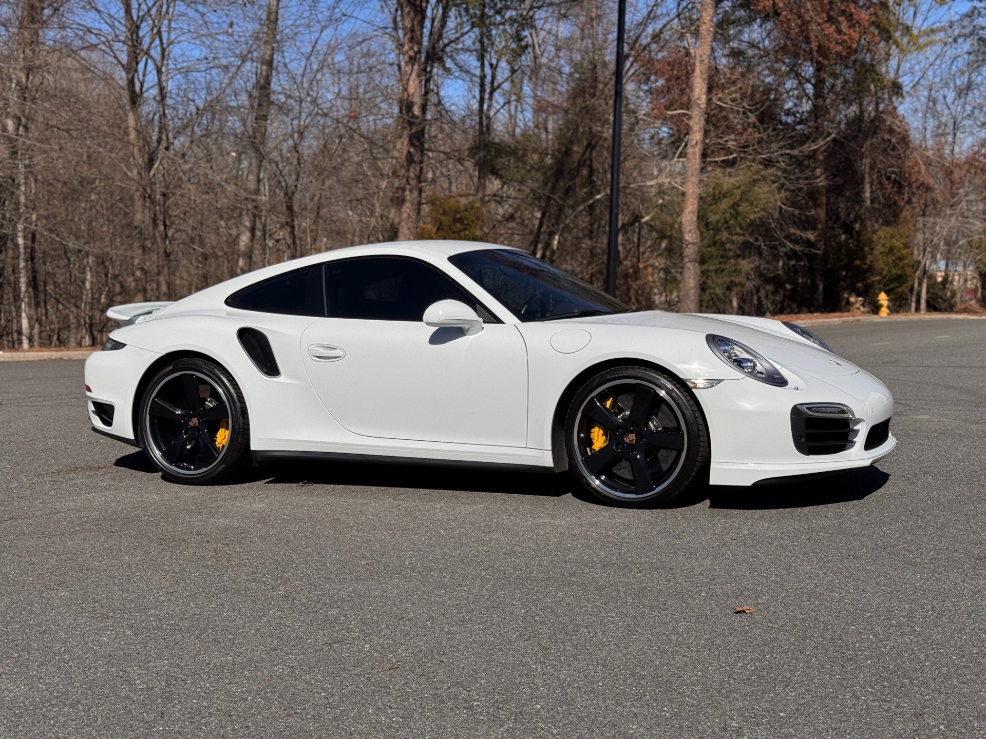 Used 2014 Porsche 911 Turbo S image 15