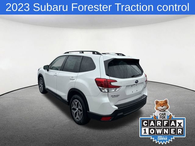 Used 2023 Subaru Forester Premium image 14