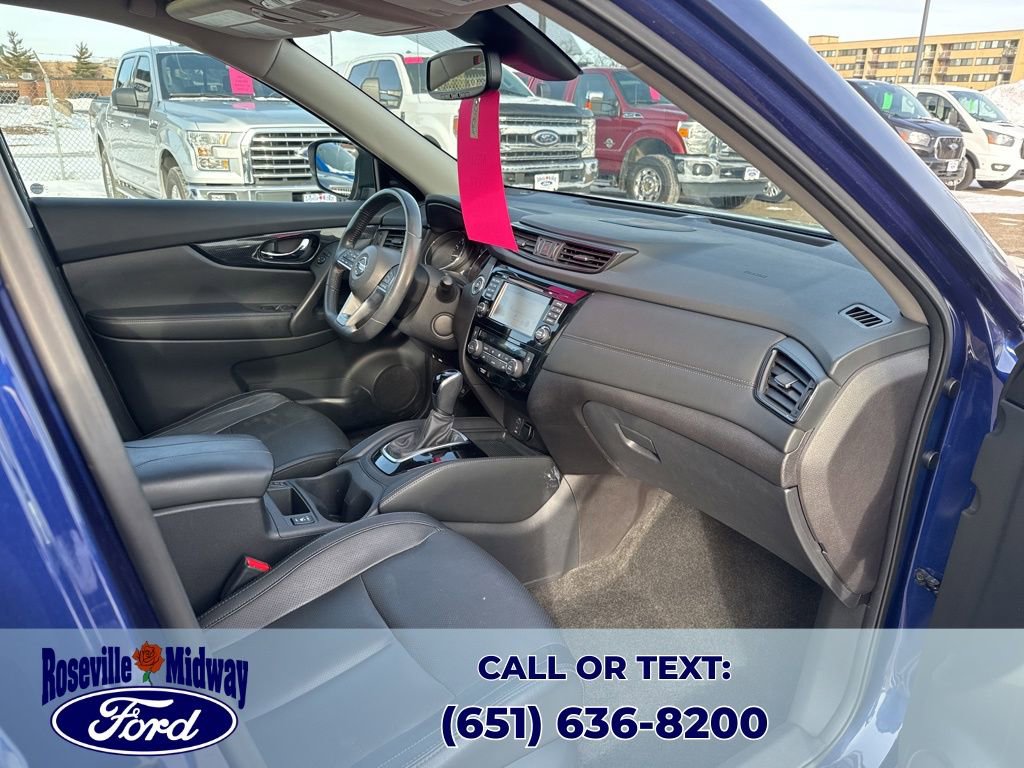 Used 2017 Nissan Rogue SL w/ SL Premium Package image 34