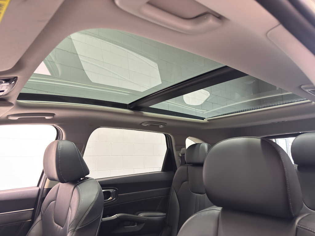 Used 2022 Kia Sorento SX image 37