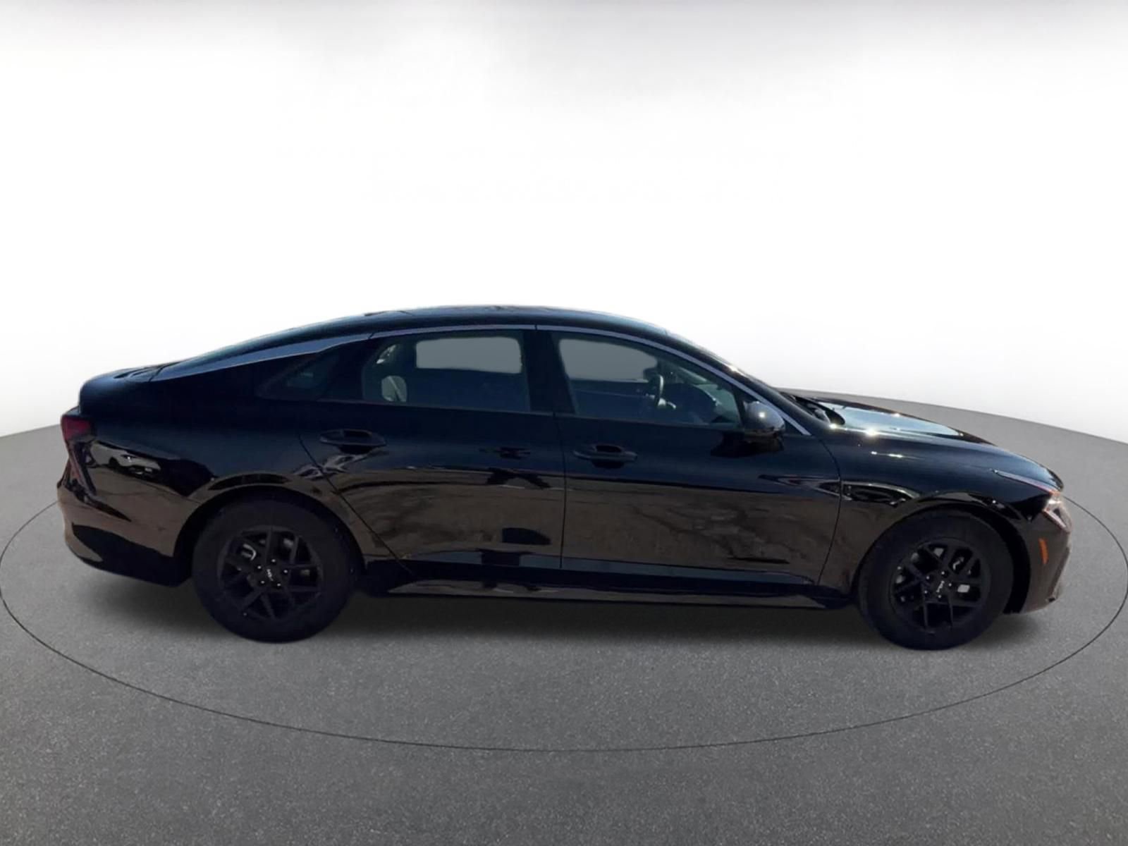 Used 2025 Kia K5 LXS image 15