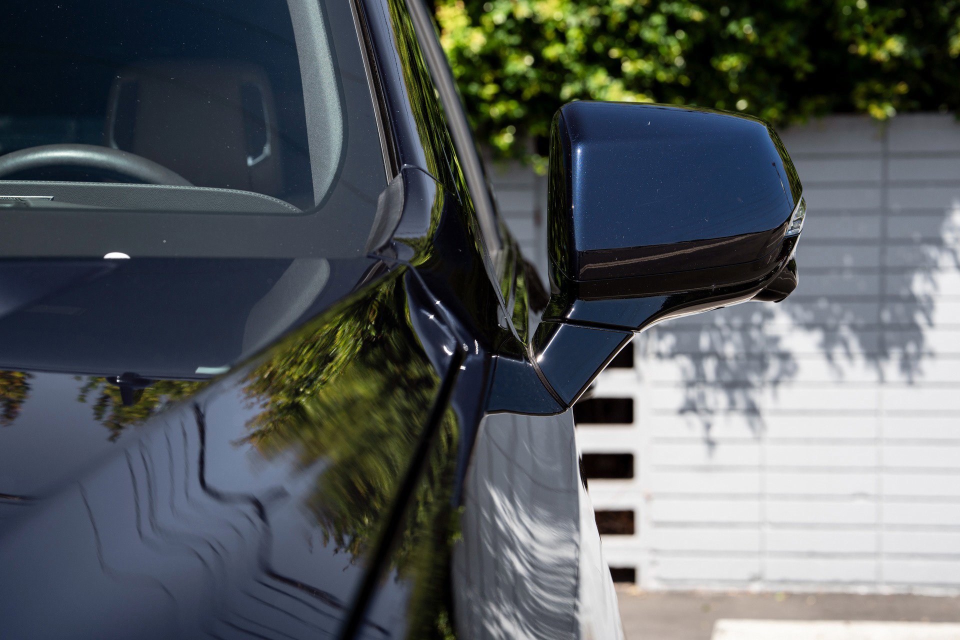 Used 2022 Cadillac Escalade ESV Premium Luxury image 20