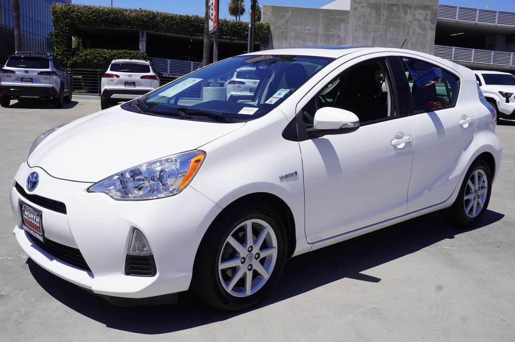 Used 2012 Toyota Prius C Three FWD image 4
