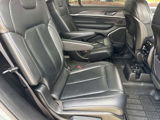 Used 2022 Jeep Grand Cherokee L Limited image 12