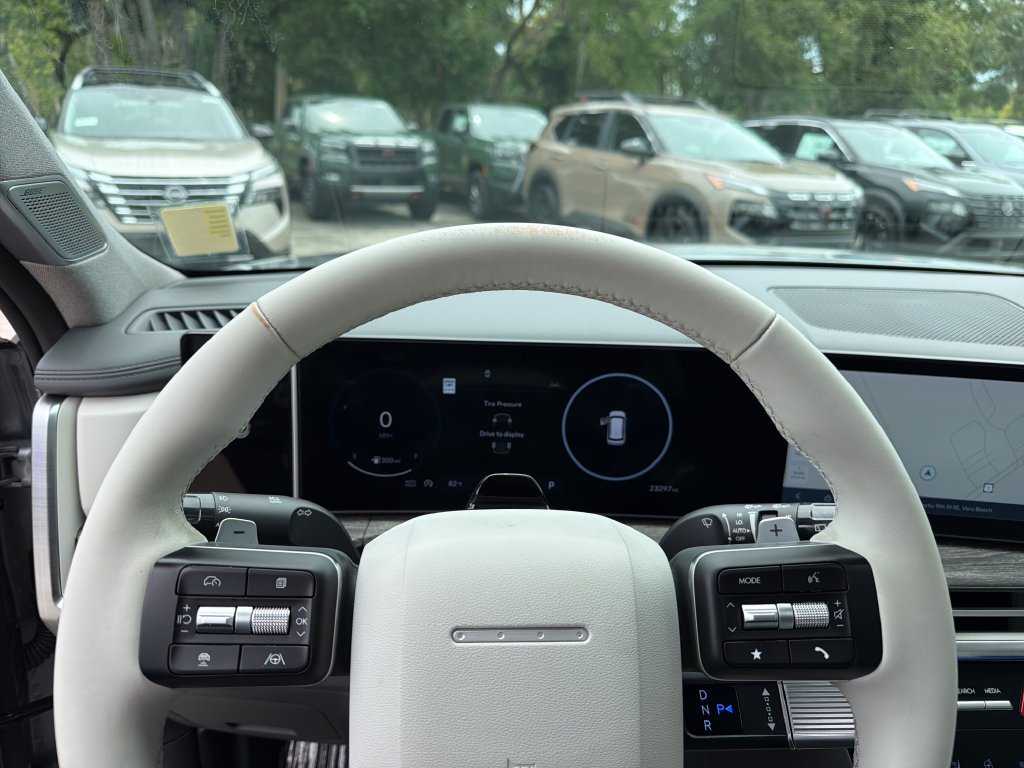 Used 2024 Hyundai Santa Fe Limited FWD image 21