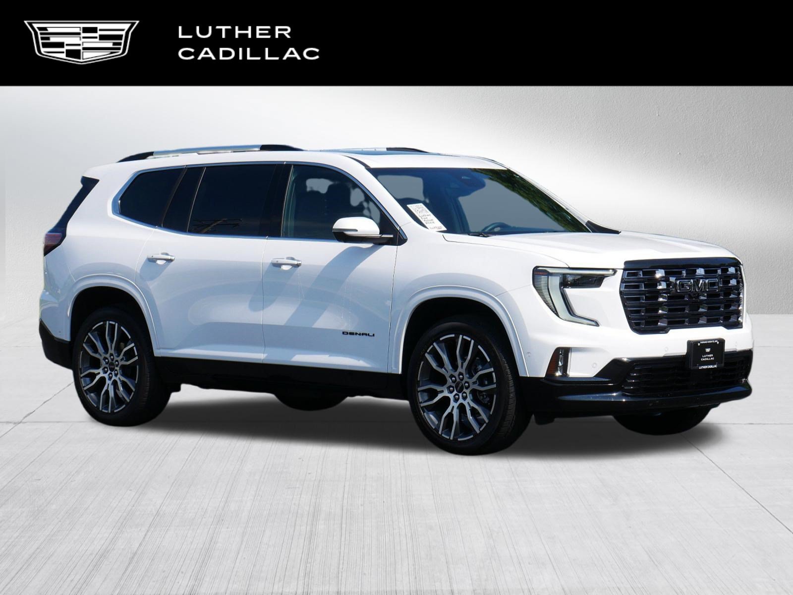 Used 2026 GMC Acadia Denali Ultimate w/ LPO, Floor Liner Package AWD/4WD image 1