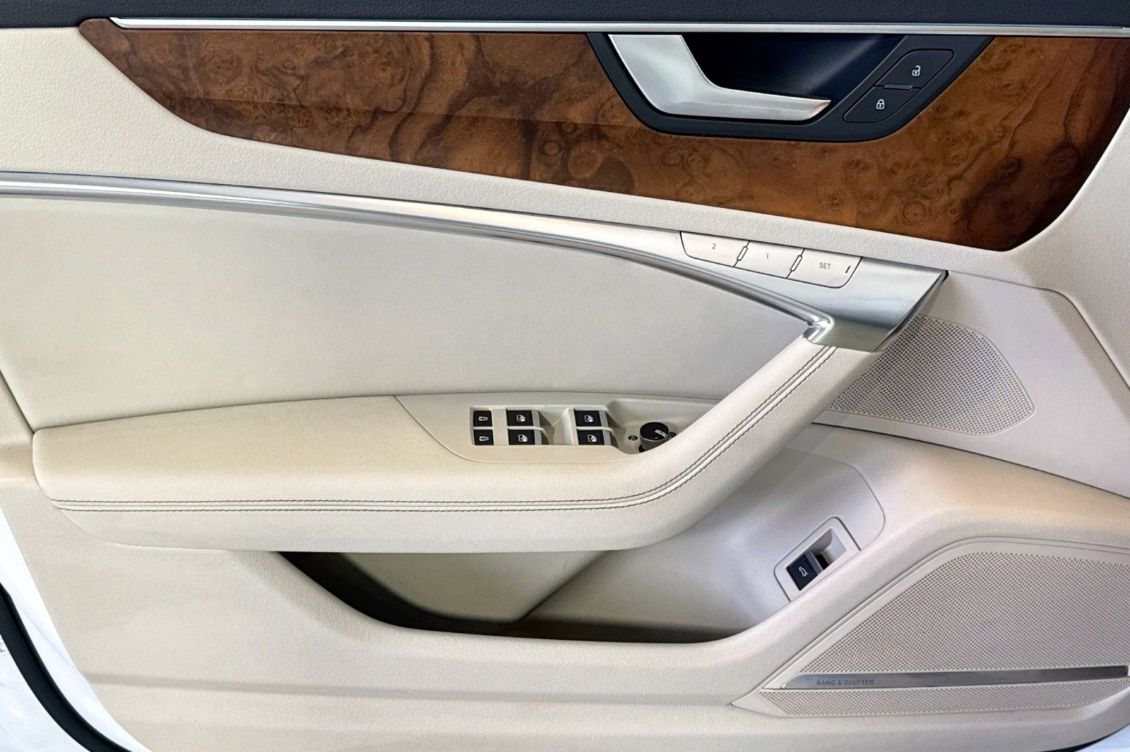 Used 2022 Audi A6 Premium Plus w/ Premium Plus Package image 17