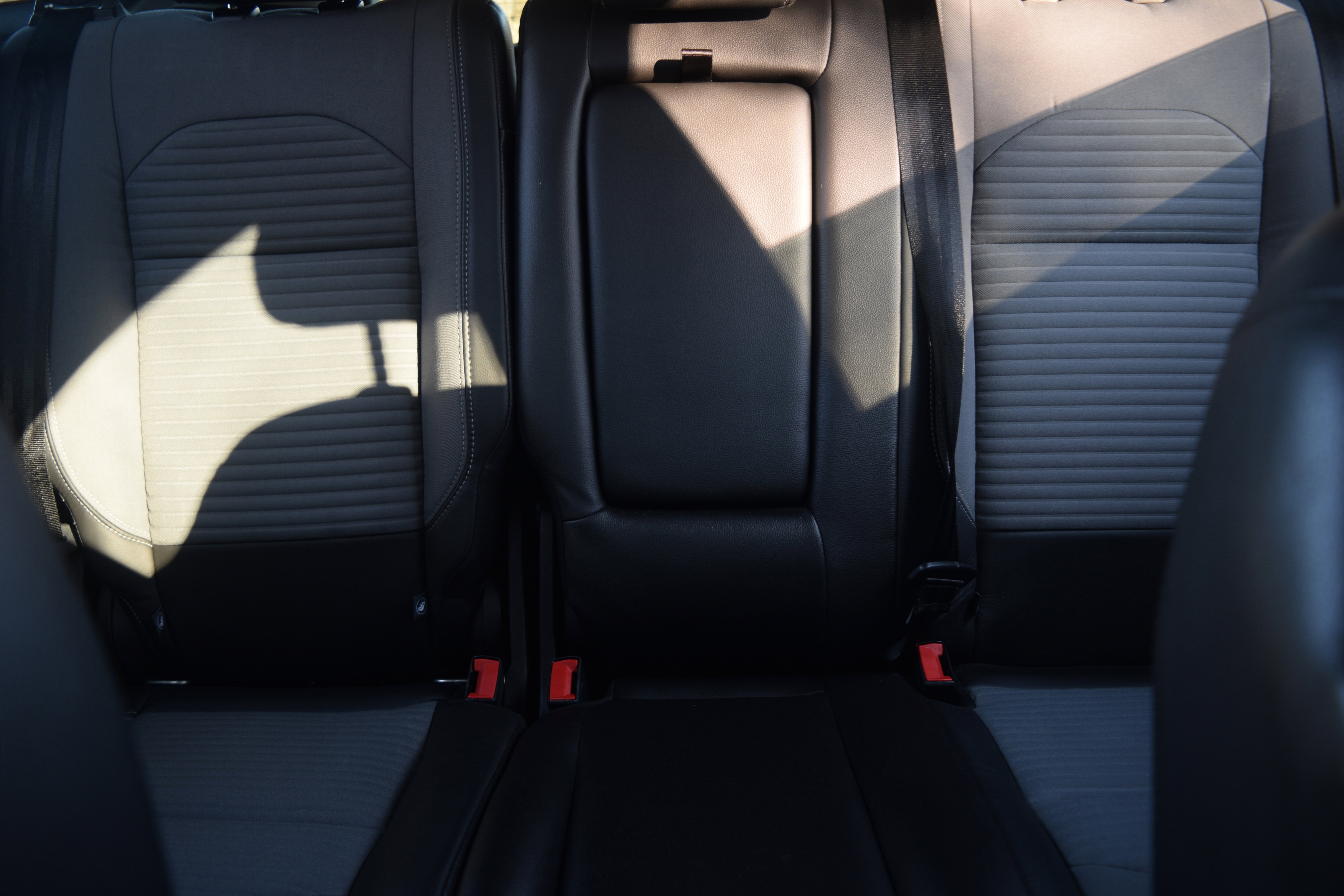 Used 2017 Ford Escape Titanium image 16