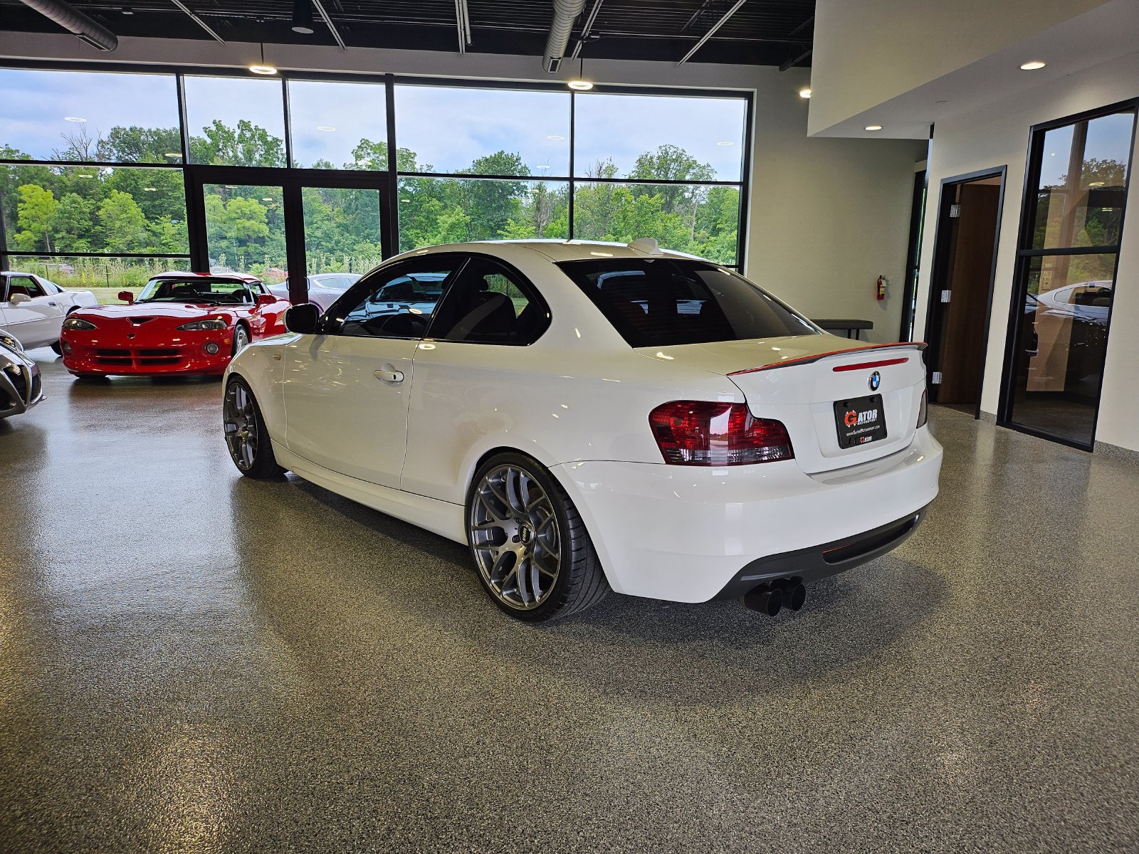 Used 2011 BMW 135i Coupe RWD image 4