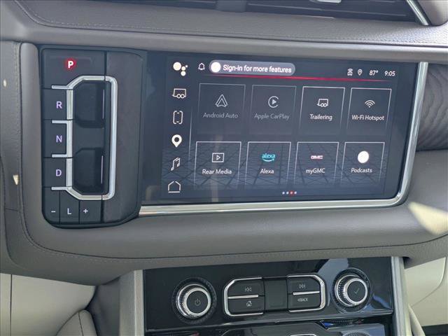 Used 2024 GMC Yukon Denali w/ Advanced Technology Package RWD image 10