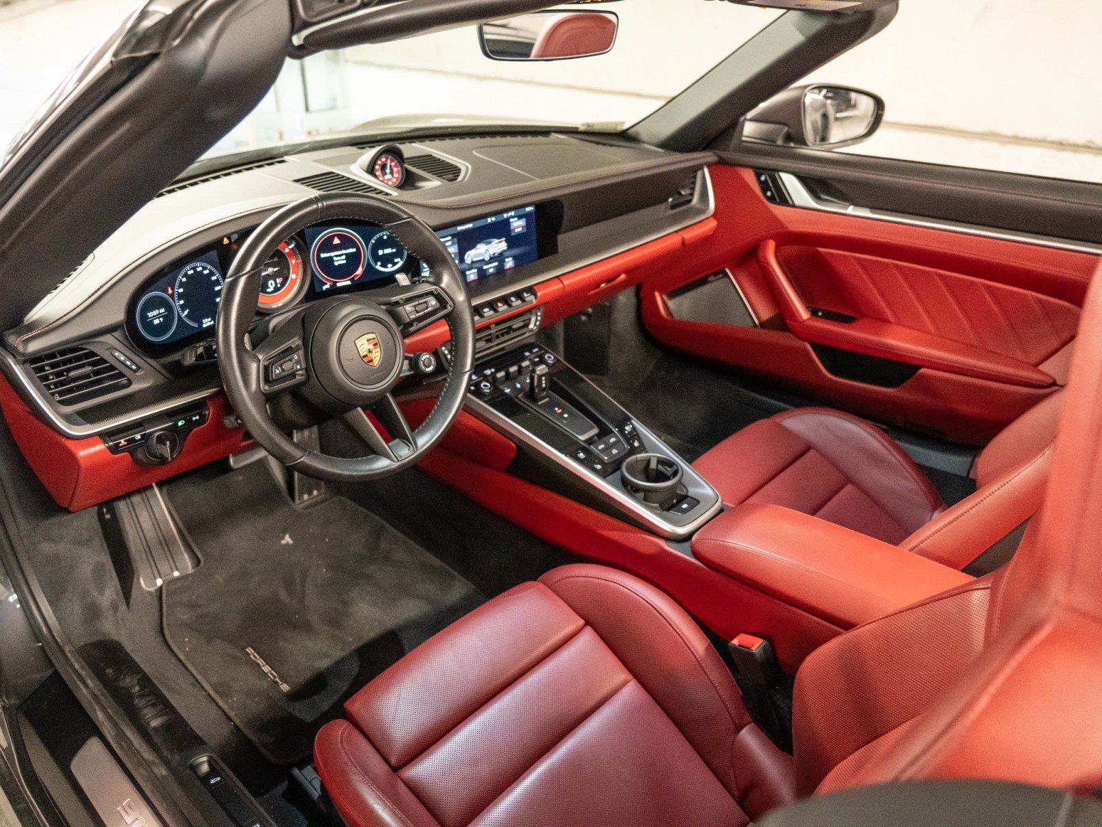Certified 2021 Porsche 911 Turbo S AWD/4WD image 4