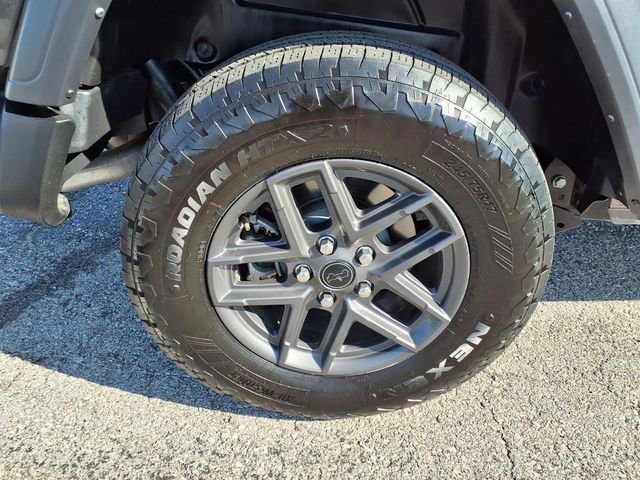 Used 2025 Jeep Wrangler Sport S image 51