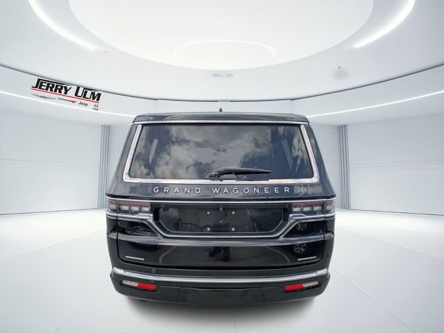 Used 2023 Jeep Grand Wagoneer Series II AWD/4WD image 4