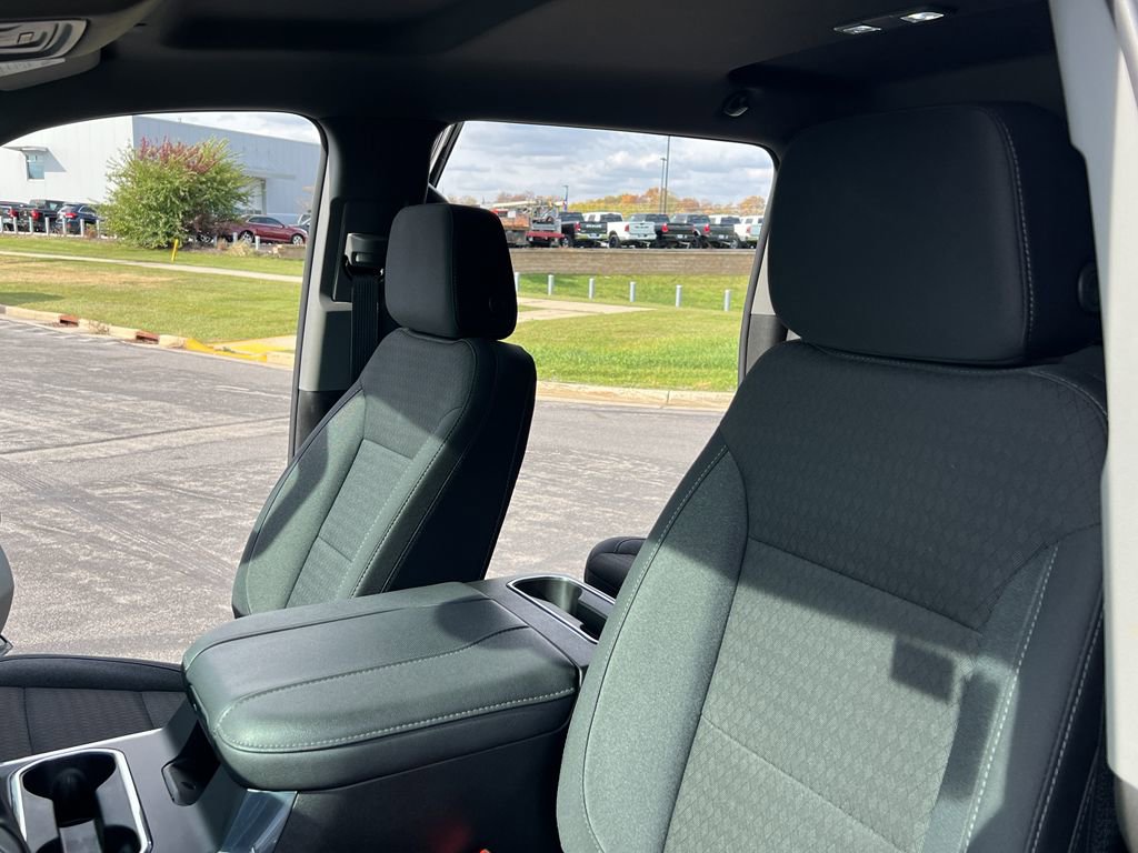 Used 2024 Chevrolet Silverado 3500 LT w/ Midnight Edition image 20