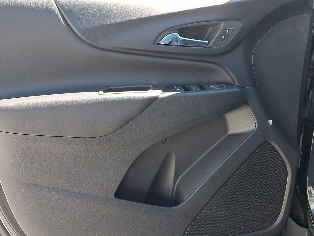 Used 2022 Chevrolet Equinox LT AWD/4WD image 14