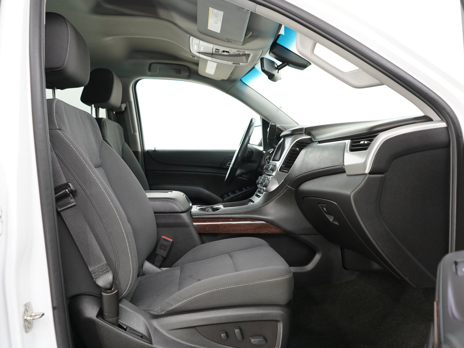 Used 2019 GMC Yukon SLE w/ SLE Value Package AWD/4WD image 11