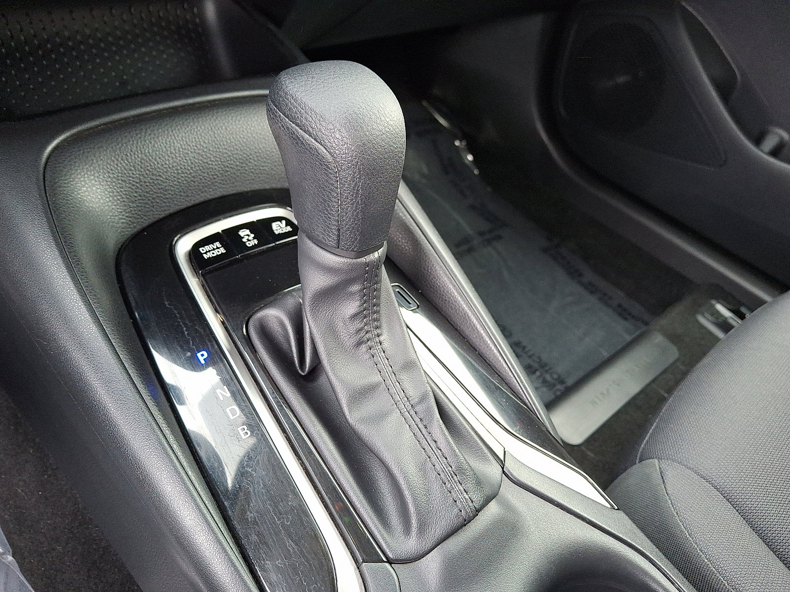 Certified 2023 Toyota Corolla LE image 15