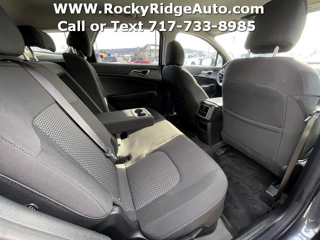 Used 2023 Kia Sportage LX AWD/4WD image 13